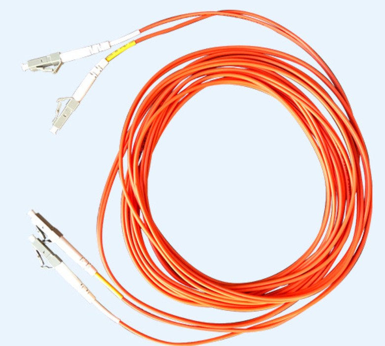 وصله سیم فیبر نوری 2.0 میلی متری 3.0 میلی متری OM2 SC LC Duplex Multimode 50/125 LSZH PVC