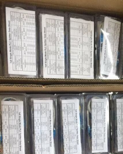انشعاب فیبر نوری LC UPC 1 * 2 FBT فیبر نوری 0.9mm 1m