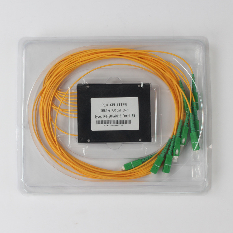 شکاف فیبر نوری 2.0 میلی متری 1 X 8 PLC شکاف SC APC جعبه جعبه 1.5 متر